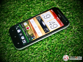Review : HTC One SV ดีไซต์ต่าง ตอบโจทย์ทุกไลฟ์สไตล์ของคนรุ่นใหม่ :")
