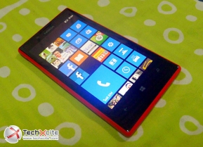 Review : Nokia Lumia 720 พี่คนกลางแห่งตระกูล Lumia รูปร่างเพรียวบาง แบตอยู่นานคงทน!!