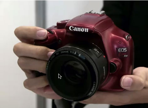 red canon 1100d