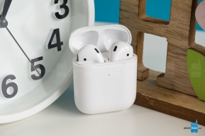 ลือ iPhone 12 อาจแถมหูฟัง AirPods มาให้ในกล่องเลย ไม่ต้องซื้อเพิ่ม
