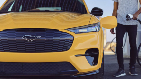 เอาจริง!! Ford ทุ่มงบกว่า 29 พันล้านดอลลาร์ พัฒนารถยนต์ไฟฟ้า EV และรถยนต์ไร้คนขับ Autonomous