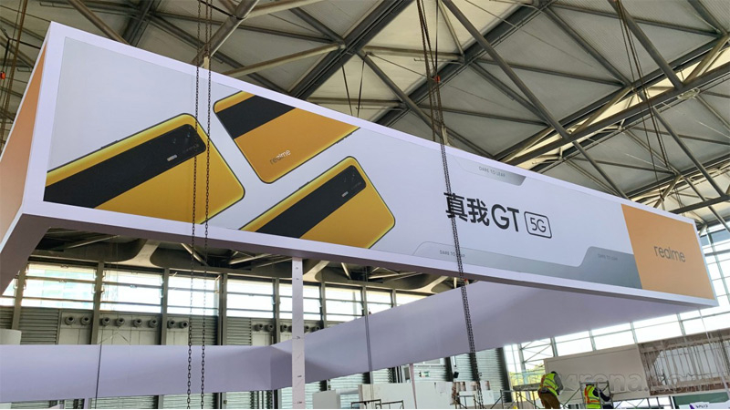 หลุดภาพจริง realme GT 5G สมาร์ทโฟนเรือธงตัวแรง จากภาพถ่ายในบูธงาน MWC Shanghai 2021