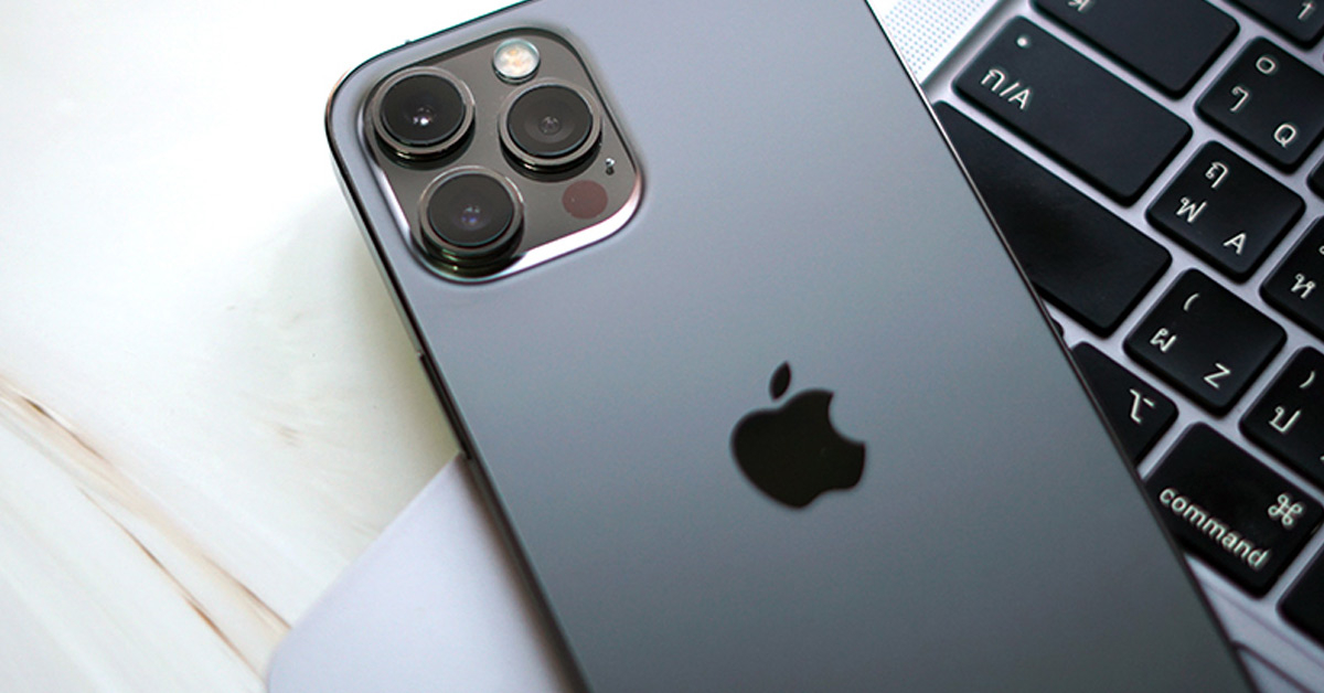 Apple เผยการตัดที่ชาร์จจากกล่องไอโฟน ช่วยลดการใช้โลหะกว่า 861,000 ตัน เพื่อสิ่งแวดล้อม