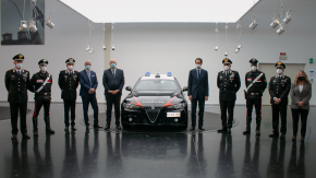 ตำรวจอิตาลีอาวุธใหม่ด้วย Alfa Romeo Giulia ขาซิ่งทั้งหลายมีหนาว