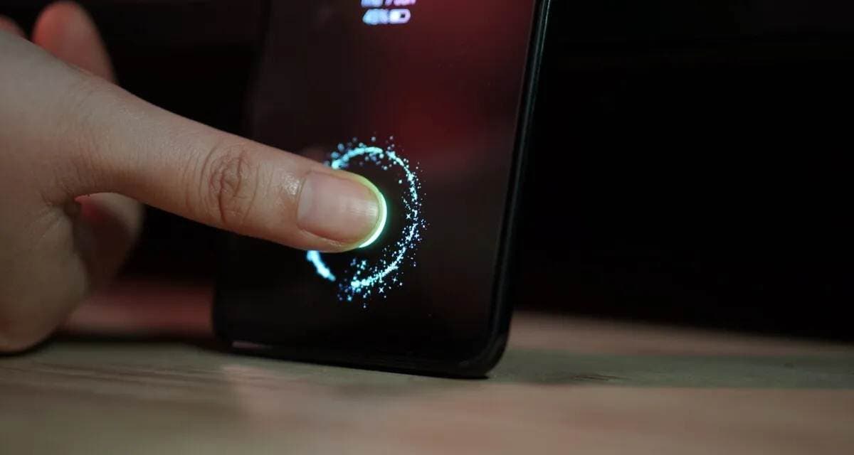 Xiaomi เข้าจดสิทธิบัตรระบบสแกนลายนิ้วมือแบบแตะตรงไหนของหน้าจอก็ได้