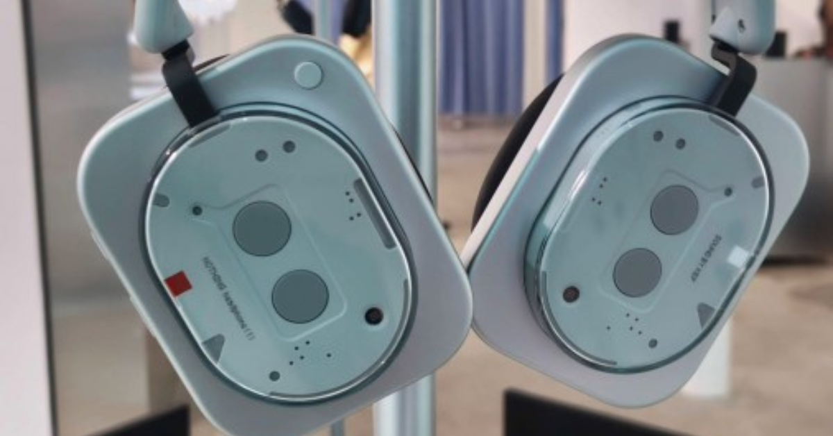 Nothing Headphone (1) มาแล้วจ้า! หูฟังครอบหูรุ่นแรก ดีไซน์ล้ำไม่ซ้ำใคร เตรียมเปิดตัวพร้อม Phone (3) ต้นเดือนหน้า!