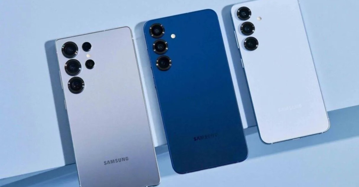 ภาพหลุดจากโค้ด One UI 8.5! Samsung Galaxy S26 Series มาพร้อม 'เกาะกล้องวงรี' ดีไซน์เดียวทุกรุ่น 